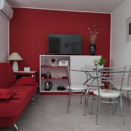 House Vlasta Primosten Bagian luar foto