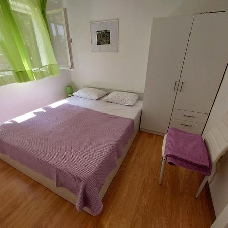 House Vlasta Primosten Bagian luar foto