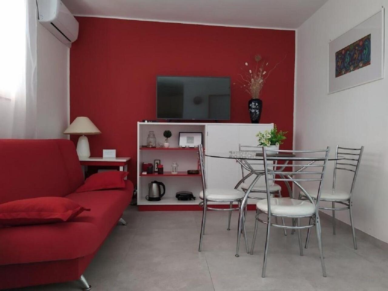 House Vlasta Primosten Bagian luar foto